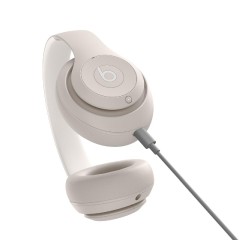 Beats Studio Pro Over Ear Studio Ακουστικά με 40 ώρες Λειτουργίας και Quick Charge (MQTR3ZM/A) Sandstone