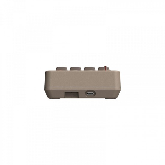 8BitDo Retro 18 Mechanical Numpad 2.4G/USB/Bluetooth (PBT Keycaps/Hot-Swappable/Mechanical Switches) C64 Edition